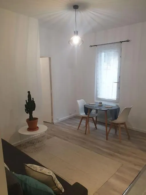 Joli Appartement Chaleureux Proche Des Transports Pour Acces Rapide Au Vieux Port Marseille Apartment